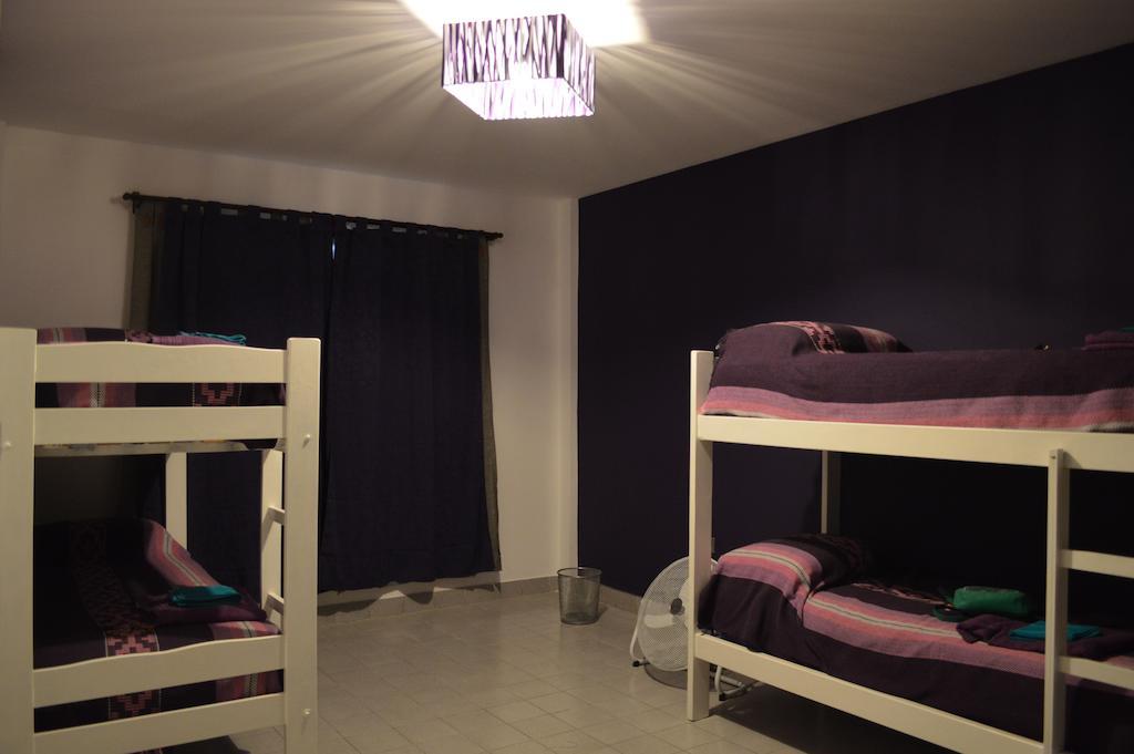 D-Gira Hostel Jujuy Сан-Сальвадор-де-Жужуй Номер фото